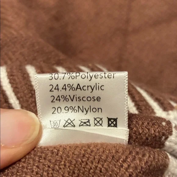 NWT Brown Sweater with white Striped Collar Felled Seams Oversized Medium - Picture 8 of 8